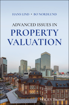 Paperback Advanced Issues in Property Valuation Book