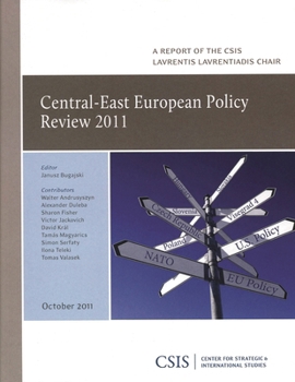 Paperback Central-East European Policy Review 2011 Book
