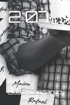 Paperback 2: 07 [Portuguese] Book