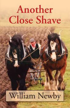 Hardcover Another Close Shave [Large Print] Book