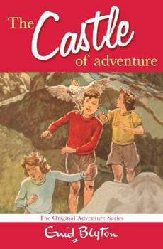 Paperback Castle of Adventure Book