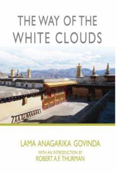 Paperback The Way of the White Clouds Book