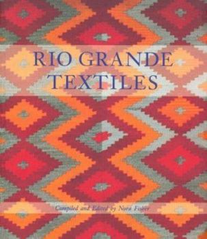 Paperback Rio Grande Textiles Book