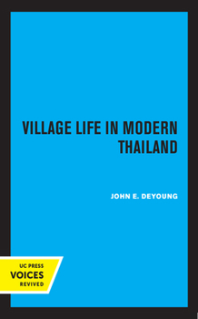 Paperback Village Life in Modern Thailand Book