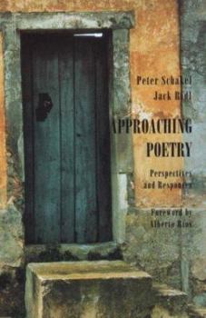 Paperback Approaching Poetry: Perspectives and Responses Book