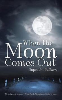 Paperback When the Moon Comes Out Book