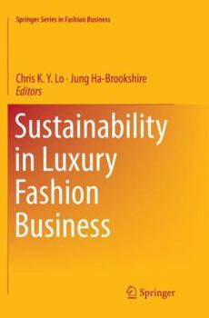 Paperback Sustainability in Luxury Fashion Business Book