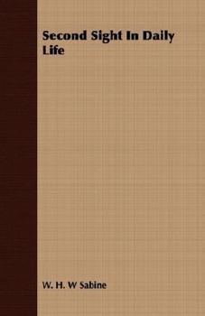 Paperback Second Sight in Daily Life Book