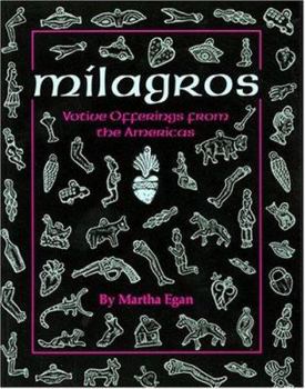 Paperback Milagros: Votive Offerings from the Americas [Spanish] Book