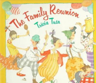 Paperback The Family Reunion Book