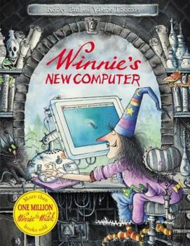 Hardcover Winnie's New Computer Book