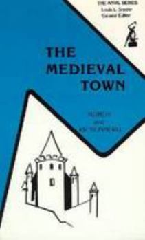 Paperback The Medieval Town Book