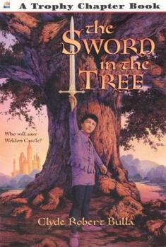 Paperback The Sword in the Tree Book