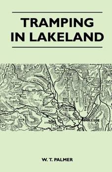 Paperback Tramping in Lakeland Book