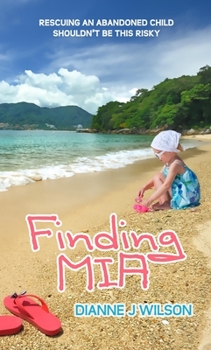 Paperback Finding Mia Book