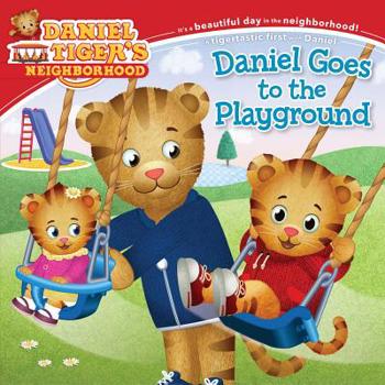 Paperback Daniel Goes to the Playground Book