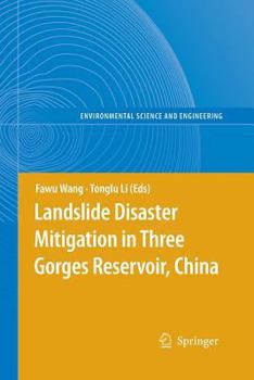 Paperback Landslide Disaster Mitigation in Three Gorges Reservoir, China Book