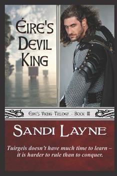 Paperback Éire's Devil King Book