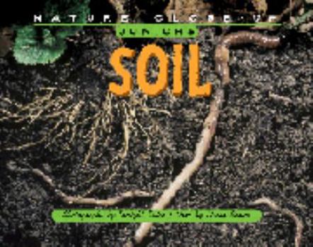 Hardcover Nature Close Up Juniors: Soil Book