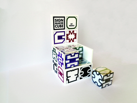 Sign Maker Cube : White and Black