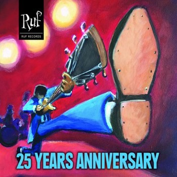 Music - CD 25 Years Anniversary Book
