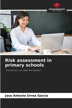 Paperback Risk assessment in primary schools Book