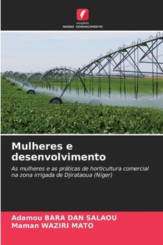 Paperback Mulheres e desenvolvimento [Portuguese] Book