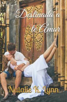 Paperback Destinada a te Amar [Portuguese] Book