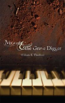 Paperback Moon and the Grave Digger Book