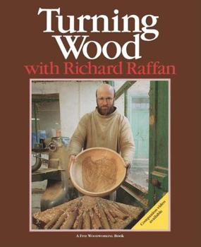 Paperback Turning Wood with Richard Raffan Book