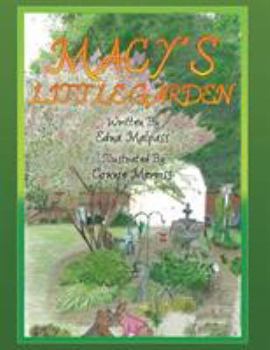 Paperback Macy's Little Garden Book