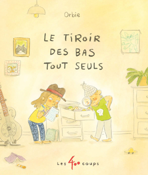 Hardcover Le Tiroir Des Bas Tout Seuls [French] Book