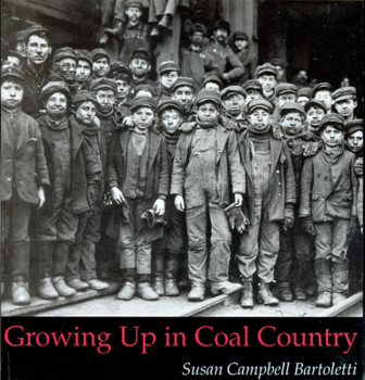 Paperback Growing Up in Coal Country Book