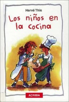 Paperback Los niños en la cocina [Spanish] Book