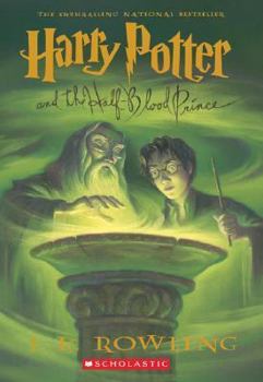 Paperback Harry Potter and the Half-Blood Prince (Harry Potter, Book 6): Volume 6 Book