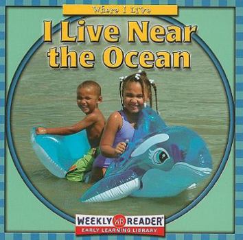 Paperback I Live Near the Ocean Book