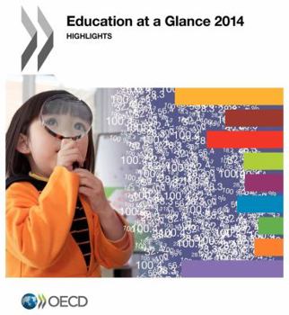 Paperback Education at a Glance 2014: Highlights Book