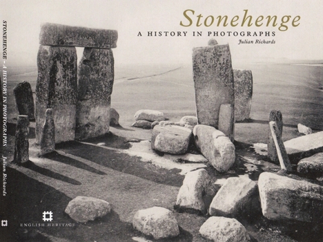Hardcover Stonehenge : A History in Photographs Book