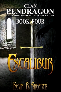 Paperback Clan Pendragon: Excalibur Book