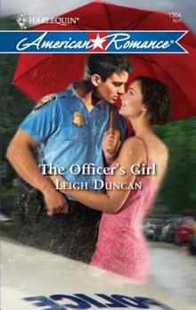The Officer's Girl - Book #2 of the Hometown Heroes