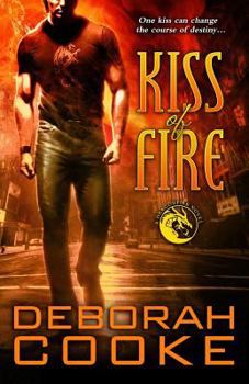 Paperback Kiss of Fire: A Dragonfire Novel Book