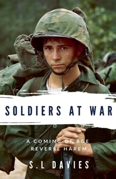 Paperback Soldiers At War Book
