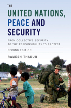 Paperback The United Nations, Peace and Security Book