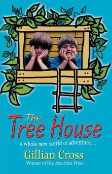 Paperback The Tree House Book