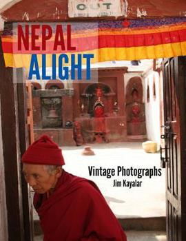 Paperback Nepal Alight Book