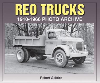 Paperback Reo Trucks: 1910-1966 Book