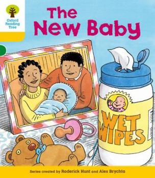 Paperback Oxford Reading Tree: Level 5: More Stories B: The New Baby Book