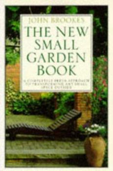 Paperback The New Small Garden Book