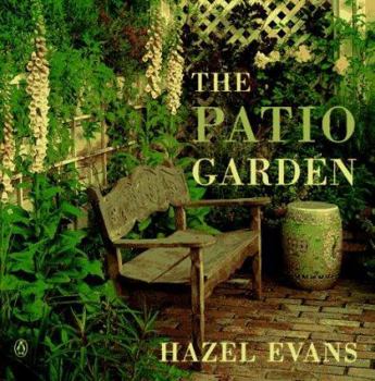 Paperback The Patio Garden Book