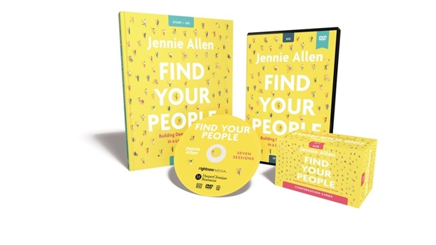 Paperback Find Your People Curriculum Kit: Building Deep Community in a Lonely World Book